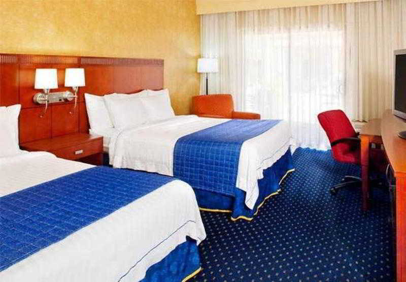 Courtyard By Marriott Phoenix Mesa Cameră foto
