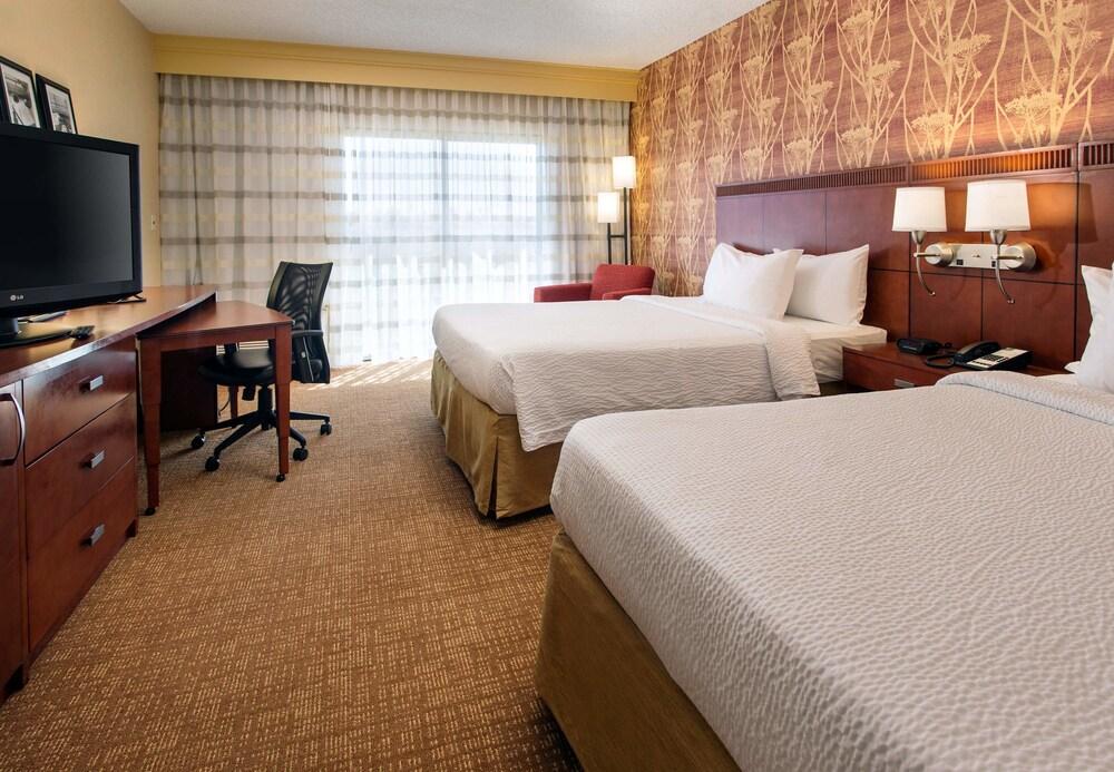 Courtyard By Marriott Phoenix Mesa Exterior foto